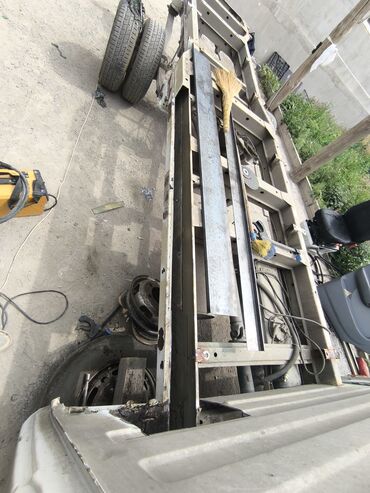 СТО, ремонт транспорта: Ремонт деталей автомобиля, Рихтовка, сварка, покраска, Перетяжка салона, без выезда — 5