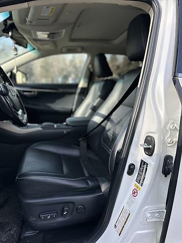 Lexus: Lexus NX: 2017 г., 2.5 л, Гибрид — 8