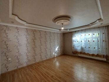 дом без хозяина: 3 комнаты, 121 м²