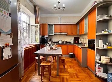Долгосрочная аренда домов: 350 м², 7 комнат — 10