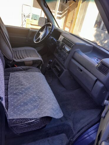 Услуги: Volkswagen Transporter (T4) — пассажирский микроавтобус. Основные