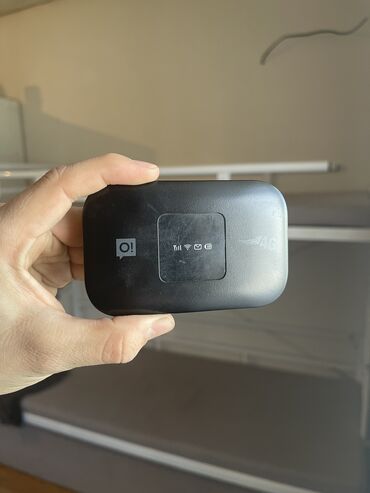 3 wifi routera: Wi-Fi роутер

Надо поменять батарейку заднюю