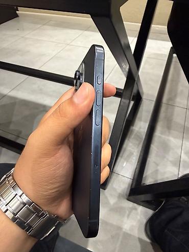 iphone bərdə: IPhone 15 Pro, 128 GB, Black Titanium, Simsiz şarj — 4