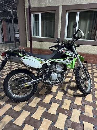 эндуро кавасаки: Мотоцикл эндуро Kawasaki (серия KLX/дериват), зеленая расцветка с — 1