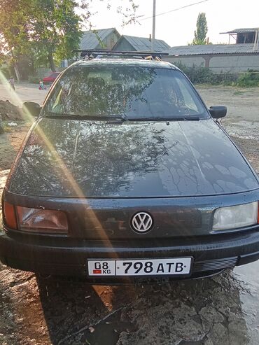 кир машине: Volkswagen Passat: 1990 г., 1.8 л, Механика, Бензин, Универсал