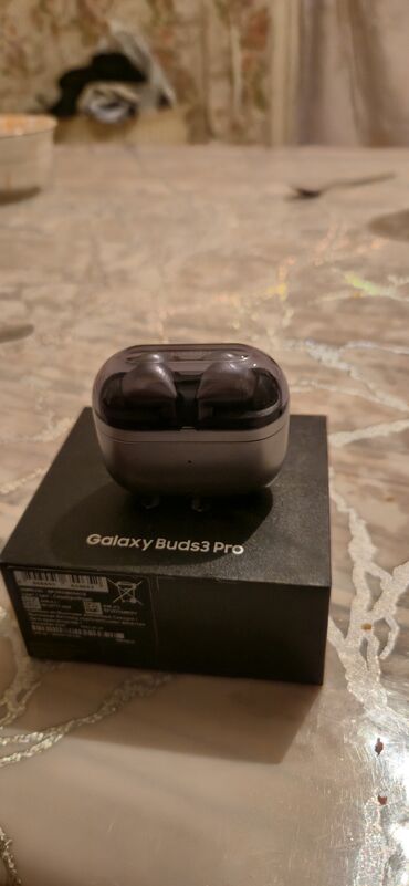 Другие аксессуары для мобильных телефонов: Продаю наушники от бренда Samsung GalaxyBuds3Pro.Состояние как