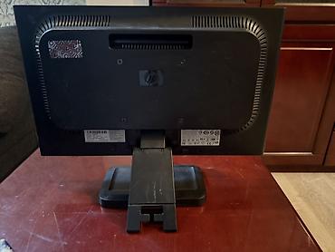 hp victus: HP 19” LCD monitor Xüsusiyyətlər: - Model: HP LE1901wi (seriya — 2