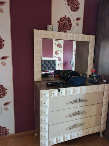 Yataq otağı dəstləri: Şəkillərdə görülənləriniz ayrı-ayrı, dəst formasındada satılır. 3 — 7