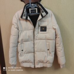 Köynəklər: Kişi üçün qışlıq şişmə kürk/kurtka TƏMIZ SƏLIQƏLI - Rəng: açıq bej -