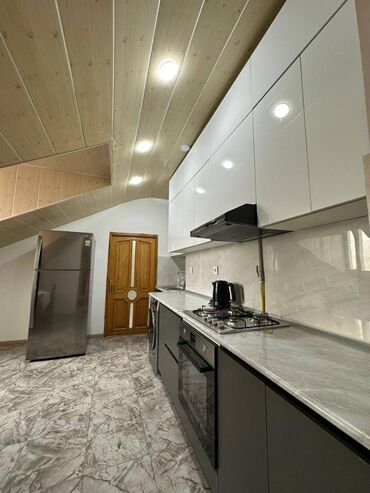 Uzunmüddətli kirayə mənzillər: Bineqedi rayonu 8 mkr Azadliq prospekti Azadliq metrosu yaxinliginda — 18