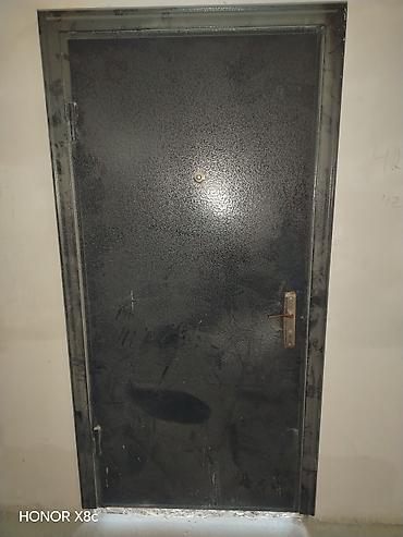 Metal giriş qapısı - Material: qalın metal/poç/çelik konstruksiya - lalafo.az -da Metal giriş qapısı - Material: qalın metal/poç/çelik konstruksiya -