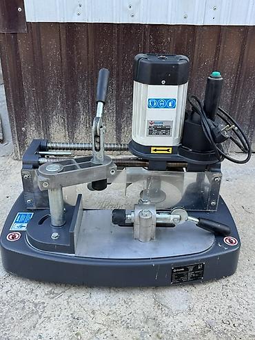 Производство пластиковых окон: Одноголовочный сварочный станок для ПВХ-профиля KÖMUT by Özçelik - — 10