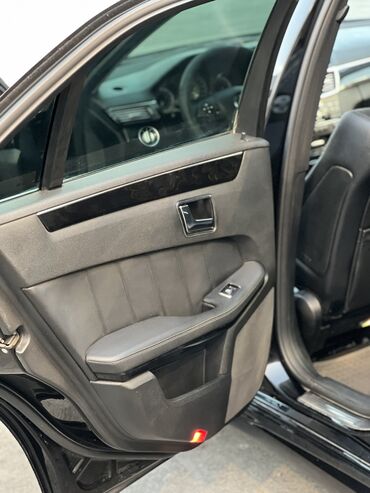 Mercedes-Benz: Mercedes-Benz E-Class: 2010 г., 3 л, Типтроник, Бензин, Седан — 13