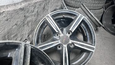 панель на 124: Литые Диски R 14 Комплект, отверстий - 4, Б/у
