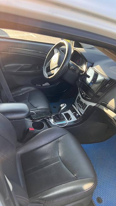 byd e5 цена в китае: BYD E5: 2019 г., 0.1 л, Автомат, Электромобиль, Седан — 5