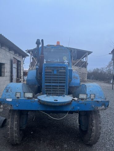 Traktorlar: Tarktor satılır hec bir prablemi yoxdur 80 dır 82 perdokuyla qiymət — 8