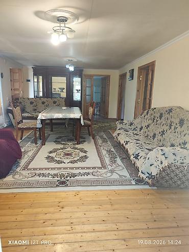 digah ev: Qusar şəhərində, Xıdır restoranı ilə üzbəüz yerləşən iki mərtəbəli ev — 4