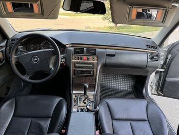 Mercedes-Benz: Mercedes-Benz E-Class: 1998 г., 3.2 л, Автомат, Бензин, Седан — 5