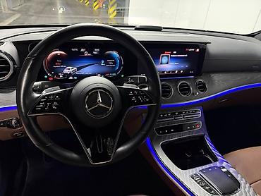 300 000: Mercedes-Benz E-Class: 2023 г., 2 л, Автомат, Бензин, Седан — 4