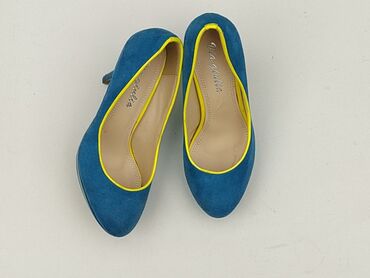 sandaly z łańcuszkiem: Лофери та туфлі жіночі, розмір 37