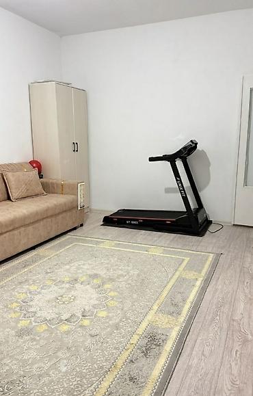 Батирлерди ижарага берүү: 🏠 1-комнатная квартира 📍 Восток-5 мкр 🏙 Бишкек 💰 30 000 сом 🔐 Депозит — 6