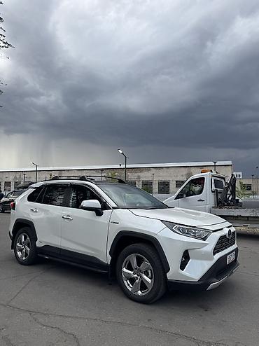 s 221: Toyota RAV4: 2021 г., 2.5 л, Автомат, Гибрид, Кроссовер — 4