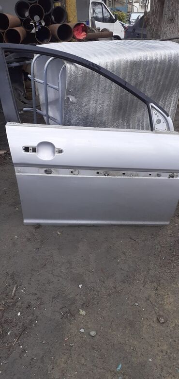 Avtomobil qapıları: Hyundai AKSENT 2008 il, Yaponiya — 2