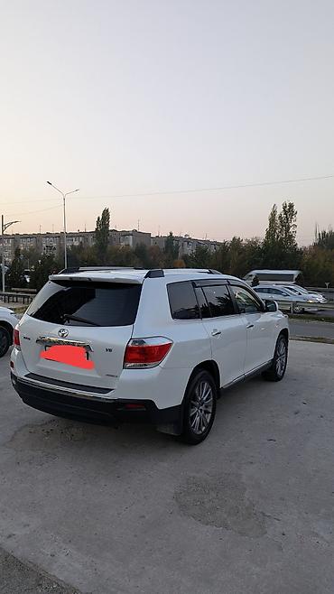 hongqi hs3: Toyota Highlander: 2013 г., 3.5 л, Автомат, Бензин, Кроссовер — 5