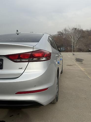 Hyundai: Hyundai Elantra: 2018 г., 1.6 л, Автомат, Бензин, Седан — 4