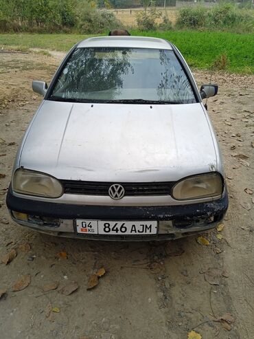 Volkswagen: Volkswagen Golf: 1992 г., 1.8 л, Механика, Бензин, Хэтчбэк