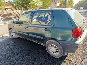 sprinter 4 4: Volkswagen Golf: 1994 г., 1.4 л, Механика, Бензин, Хэтчбэк