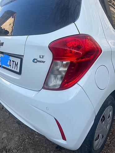 Chevrolet: Chevrolet Spark: 2016 г., 1 л, Вариатор, Бензин, Хэтчбэк — 10