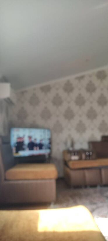 с подселением парень: 1 бөлмө, 37 кв. м, Эмереги менен