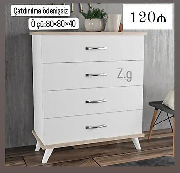 Komodlar: Ağ rəngli, minimalist dizaynlı komod - 4 geniş çekmece, metal — 1