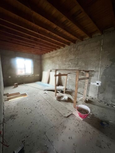 Həyət evləri və villaların satışı: Satılır: 2 mərtəbəli yarımçıq tikili (daş ev) - Tikinti materialı — 11