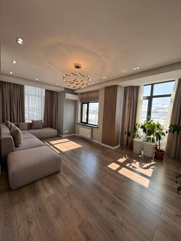 Продажа квартир: 3 комнаты, 110 м², 3 этаж
