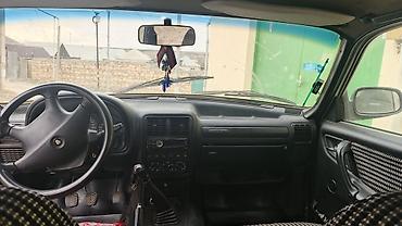 gaz 3110: QAZ 31105 Volga: 2.3 l | 2005 il 150000 km Sedan — 3