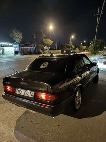 Mercedes-Benz 190 (W201): 2 l | 1991 il Sedan