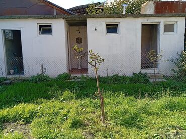 Həyət evləri və villaların satışı: 4 otaqlı, 59 kv. m, Kredit yoxdur, Orta təmir — 10