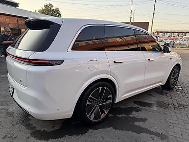 byd leopard 5: Lixiang L8: 2025 г., 1.5 л, Автомат, Гибрид, Внедорожник — 4