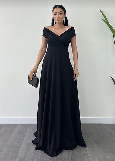 qara halile: Zərif və klassik üslubda uzun qara ziyafət libası. Model çiyinləri — 1