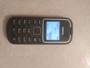 gence telfonlar: Nokia 106, rəng - Qara