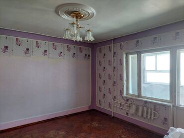 Köhnə tikili: Bakı, 4 otaqlı, Köhnə tikili, m. Xalqlar Dostluğu, 100 kv. m — 6