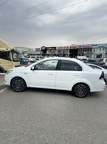 dunlop 265 65 17: Ravon Nexia: 1.5 l | 2019 il 279000 km Sedan — 3