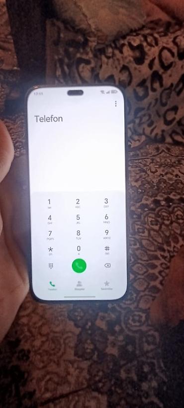kamera digital: Satılır: yaşıl rəngli smartfon Xüsusiyyətlər: - Korpus: düz kənarlı — 6