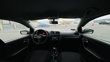 Volkswagen: Volkswagen Polo: 2011 г., 1.6 л, Механика, Бензин, Седан — 10