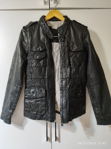 Куртка M (EU 38), цвет - Черный