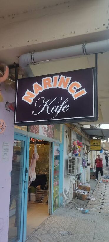 Ofisiantlar: Ofisiant tələb olunur, Kafe, Gündəlik ödəniş, 18-29 yaş, 1 ildən az təcrübə
