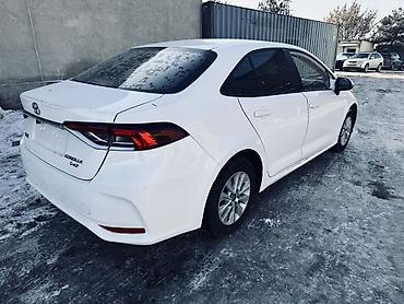 Toyota: Toyota Corolla: 2020 г., 1.2 л, Автомат, Бензин, Седан — 3