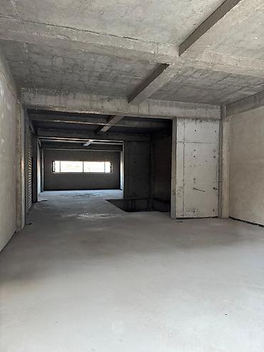 Продажа помещений свободного назначения: Продаётся просторное двухэтажное офисное помещение с собственным — 6